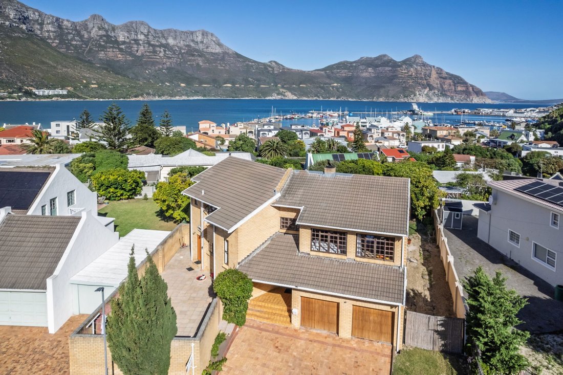 House in Scott Estate, Cape Town, South Africa 3 - 18813871