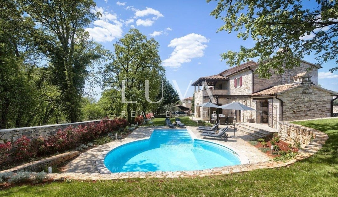 Villa in Muntrilj, Istria County, Croatia 1 - 17279968