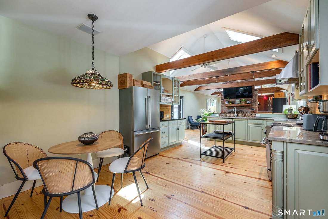 House in Woodbury, Connecticut, United States 1 - 18811405