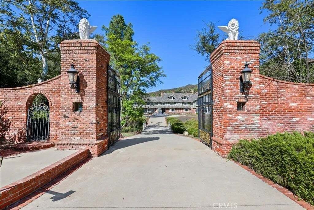 House in Hidden Hills, California, United States 2 - 18814347