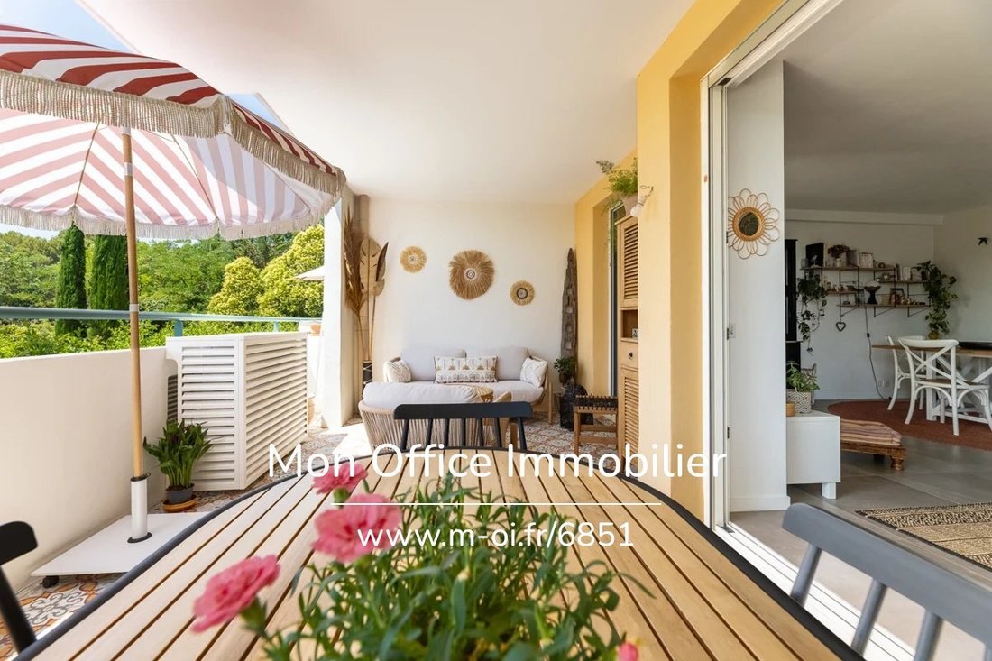 Apartment in Mazenod-Bellevue-Saint Donat-Banon, Aix-en-Provence, France 3 - 18812516