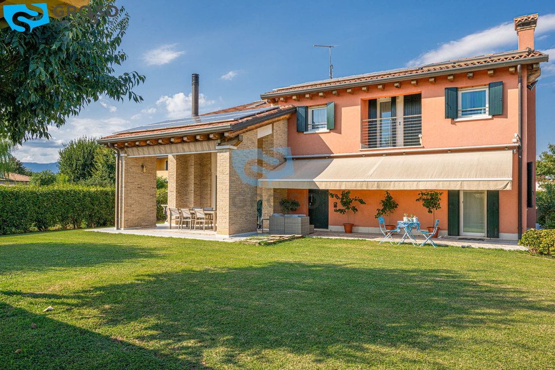 Villa à Caerano di San Marco, Vénétie, Italie 2 - 18814493
