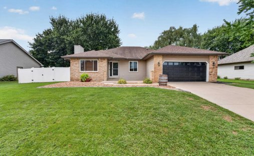 House in Waunakee, Wisconsin, United States 1