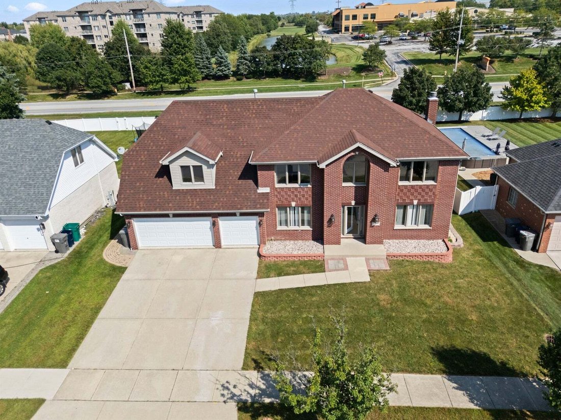 House in Orland Park, Illinois, United States 2 - 18814842