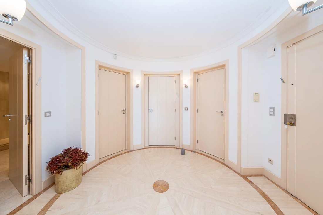 Apartment in La Californie, Cannes, France 4 - 18812602
