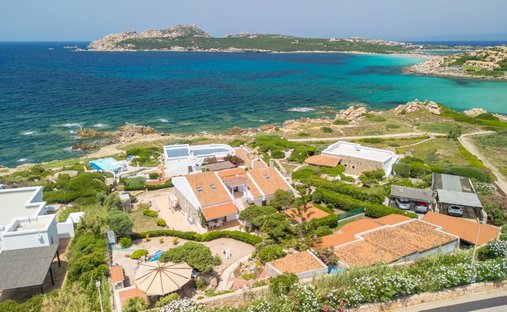 Villa a Santa Teresa Gallura, Sardegna, Italia 1