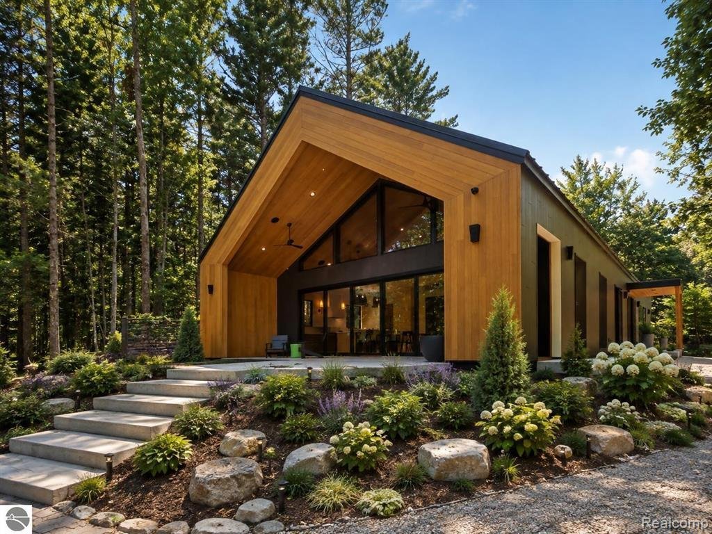 Maison à Elk Rapids, Michigan, États-Unis 3 - 18811245