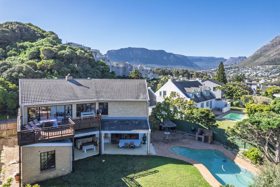 House in Scott Estate, Cape Town, South Africa 5 - 18813871