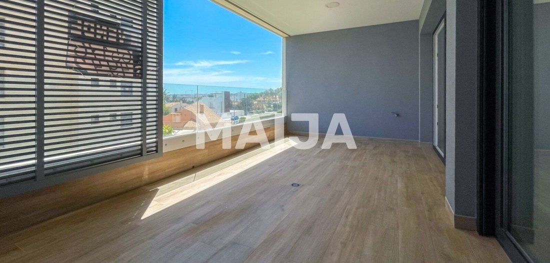Condo in Torrevieja, Valencian Community, Spain 5 - 18813548