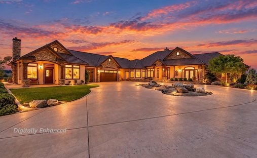 House in Raymond, California, United States 1