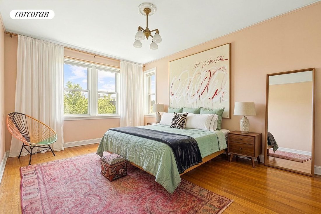 Co Op in New York, New York, United States 5 - 18812768
