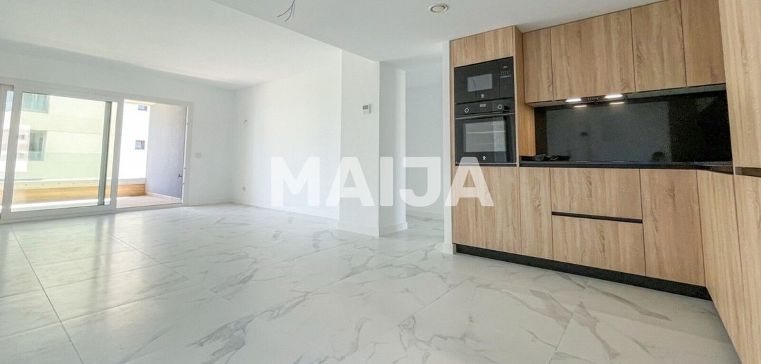 Condo in Torrevieja, Valencian Community, Spain 4 - 18813548
