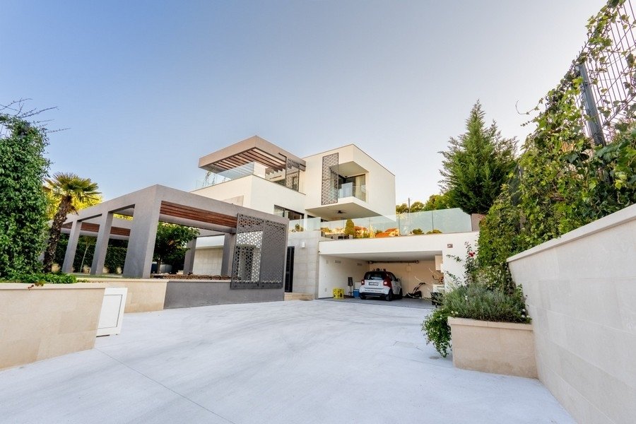 Villa in Splitska, Gespanschaft Split-Dalmatien, Kroatien 2 - 18815275