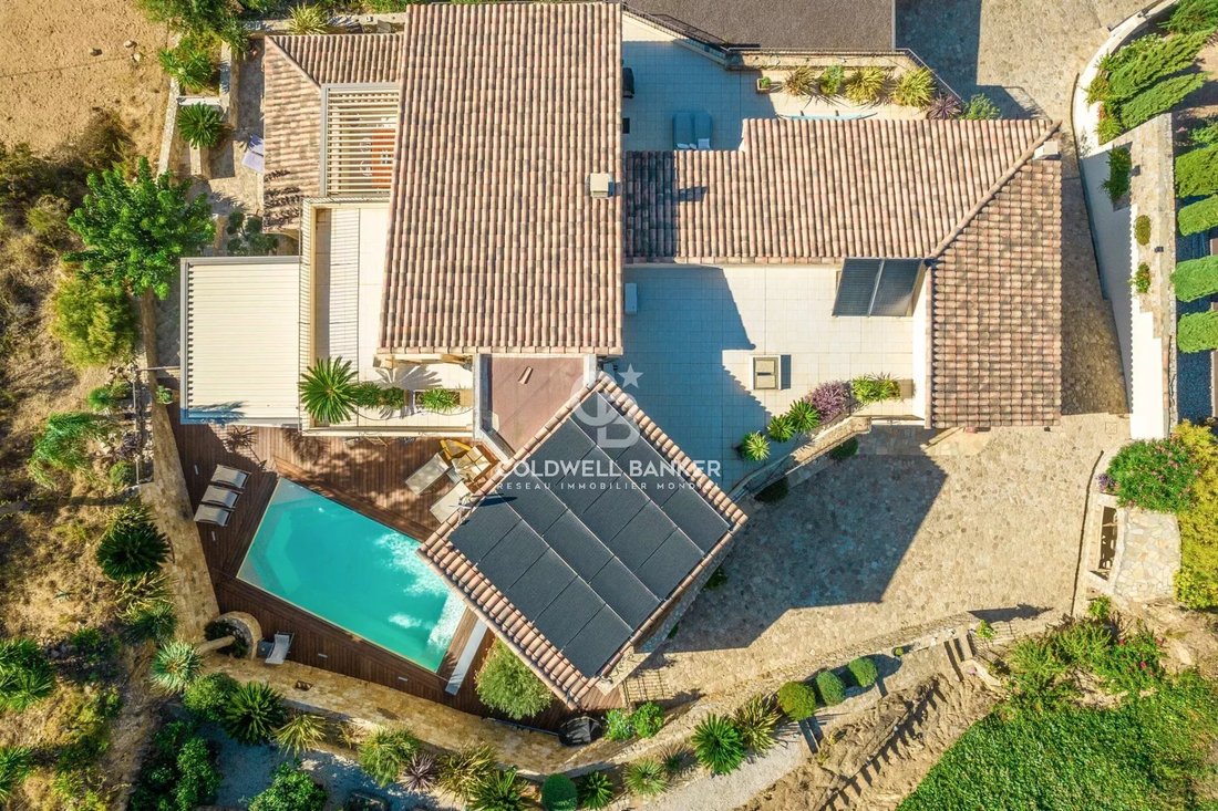 Villa in L'Île-Rousse, Korsika, Frankreich 2 - 18812412