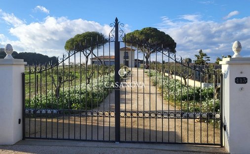 Anwesen in Zone Agricole, Marseillan, Frankreich 1
