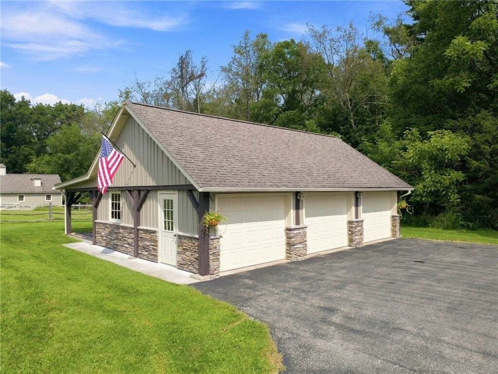 House in Ligonier, Pennsylvania, United States 3 - 18813836
