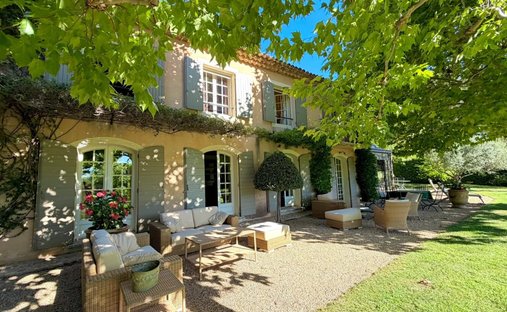 Country House in Le Tholonet, Provence-Alpes-Côte d'Azur, France 1