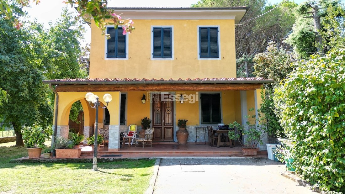 Villa a Santa Maria del Giudice - San Lorenzo a Vaccoli, Lucca, Toscana 3 - 18811427