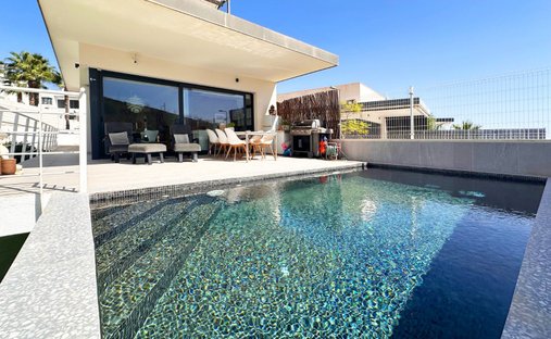 House in San Miguel de Salinas, Valencian Community, Spain 1