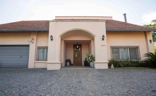 House in Lambaré, Central Department, Paraguay 1