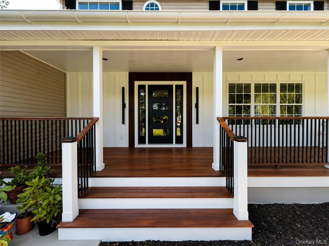 House in Yaphank, New York, United States 2 - 18815166