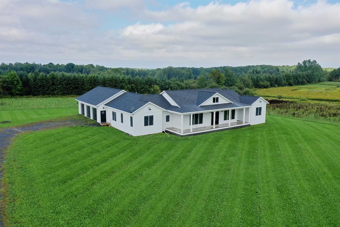 House in Athens, Wisconsin, United States 1 - 17788182