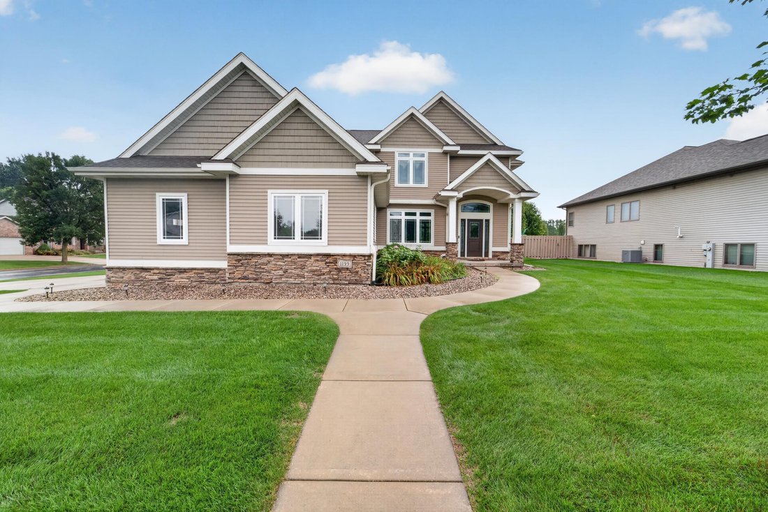 House in Sun Prairie, Wisconsin, United States 1 - 18813939
