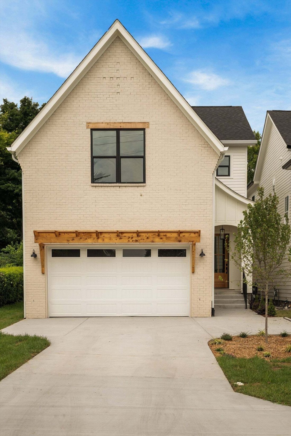 Co Op in Nashville, Tennessee, United States 2 - 18814537