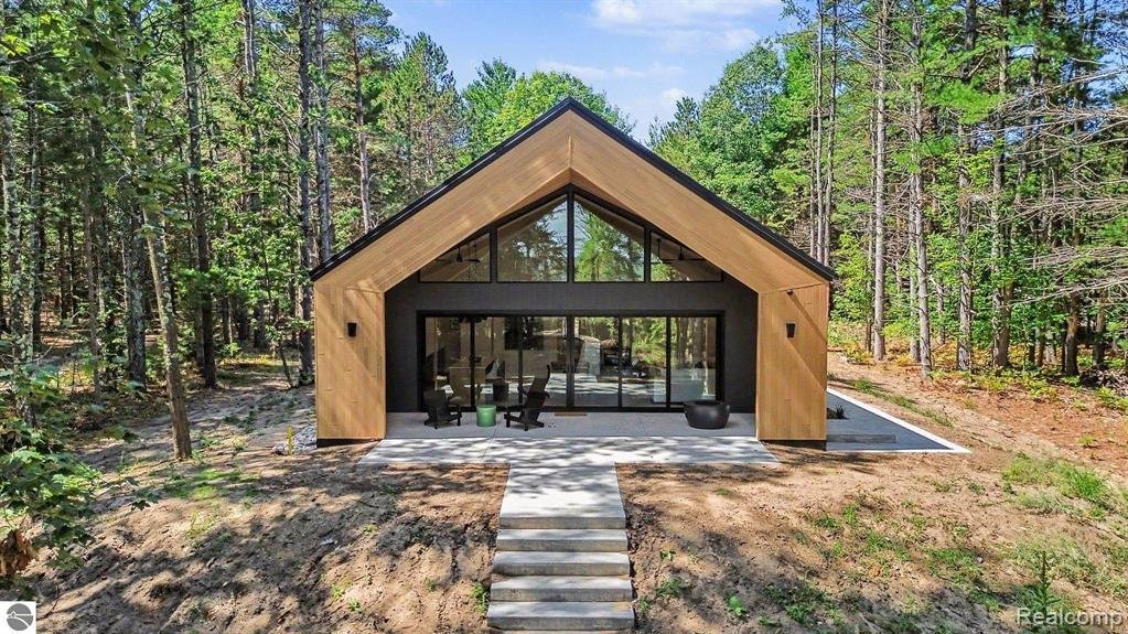 Maison à Elk Rapids, Michigan, États-Unis 1 - 18811245
