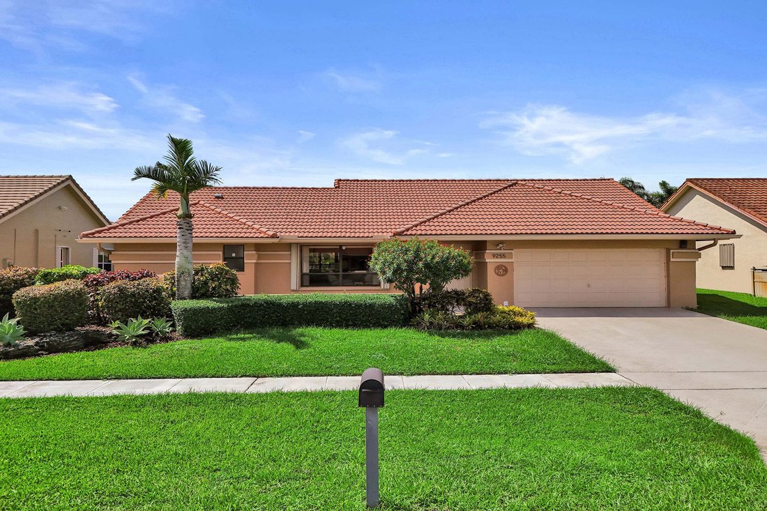 Casa a Boynton Beach, Florida, Stati Uniti 1 - 18811612