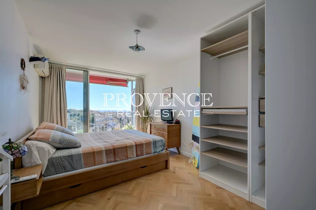 Apartment in Endoume, 7e Arrondissement, Marseille 3 - 18728358