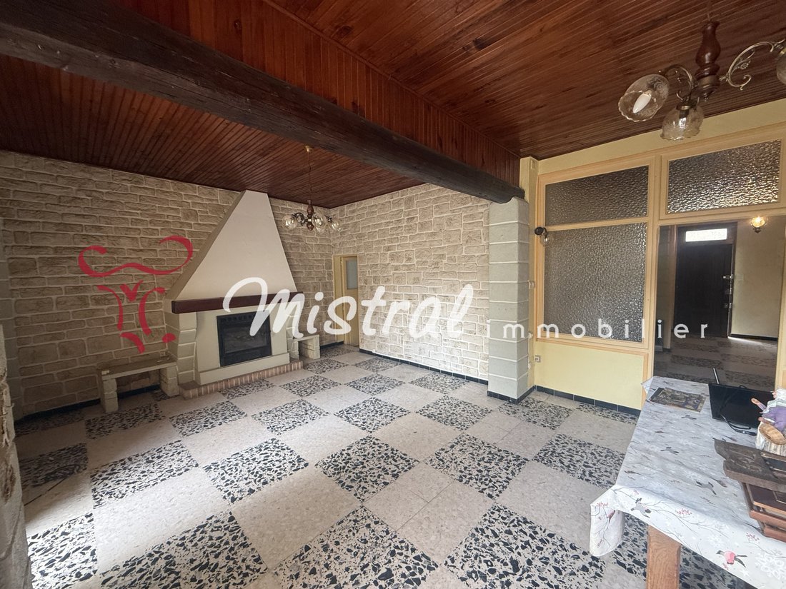 House in Centre Ville, Aigues-Mortes, France 2 - 18815575