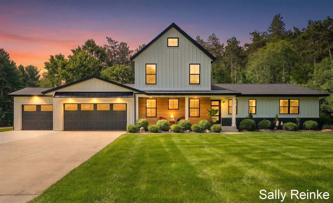 House in Forest Hills, Michigan, United States 2 - 18813559