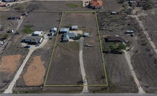 House in Lockhart, Texas, United States 1