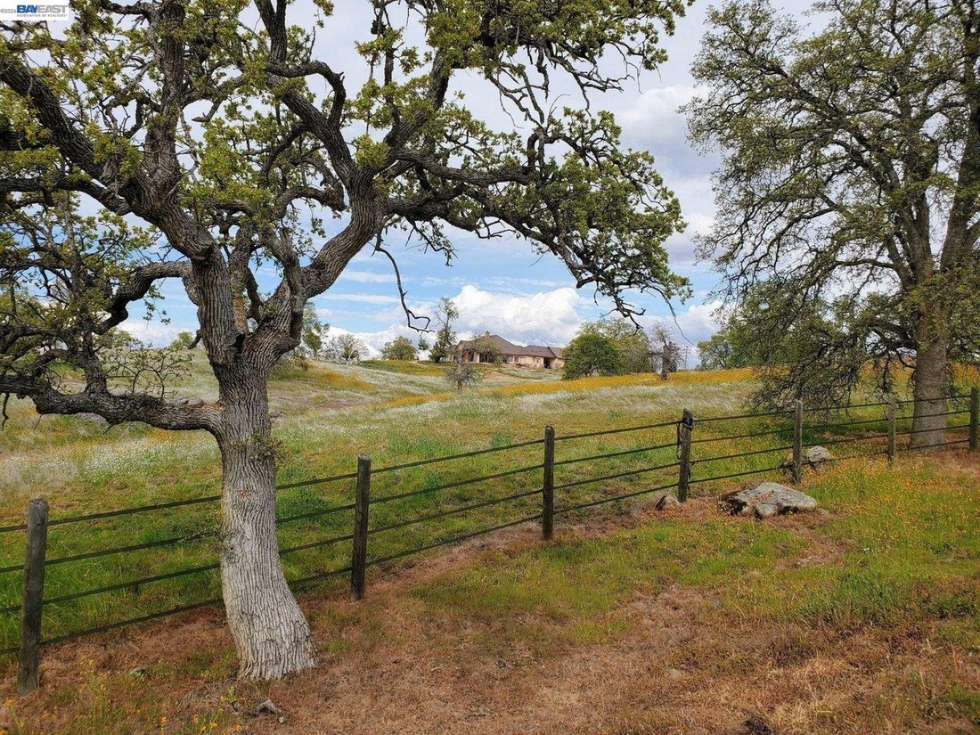 Maison à Raymond, Californie, États-Unis 4 - 18812399