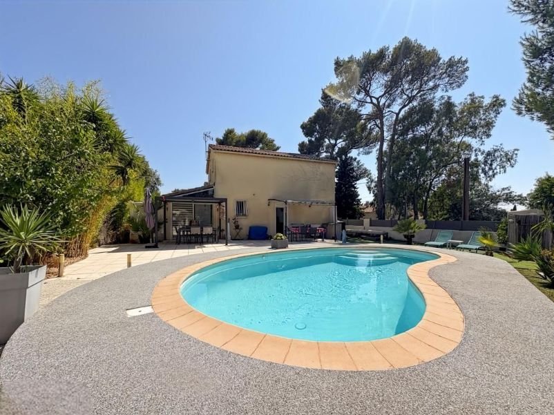 Villa in La Garde, Provence-Alpes-Côte d'Azur, France 2 - 18815405
