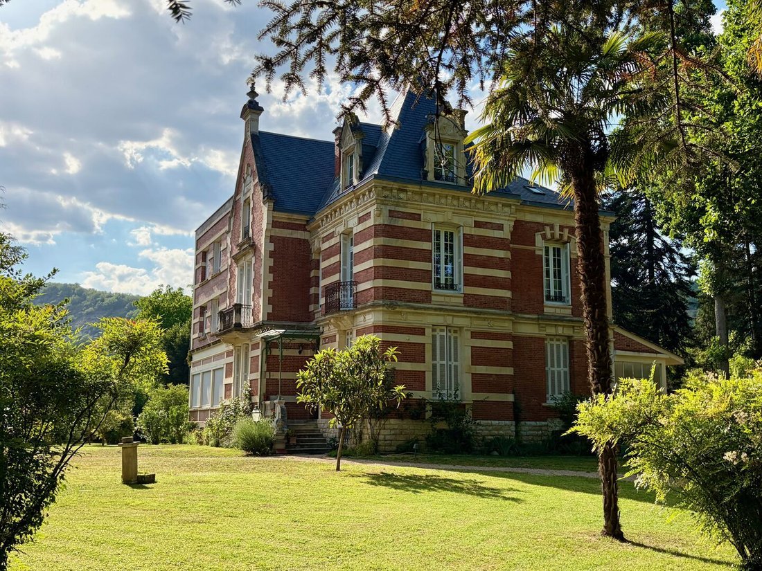 Schloss in Souillac, Okzitanien, Frankreich 5 - 18812531