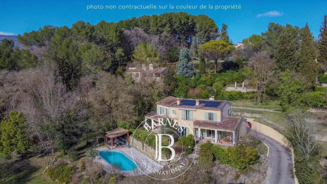 Casa en Grasse, Provenza-Alpes-Costa Azul, Francia 1 - 17331414