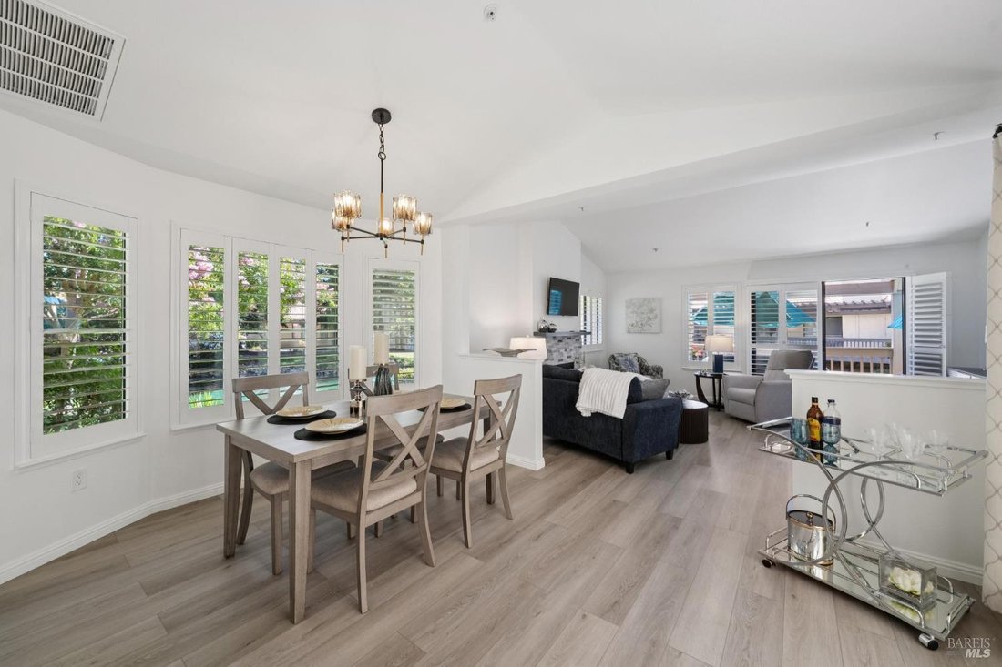 Condo in Napa, California, United States 3 - 18815448