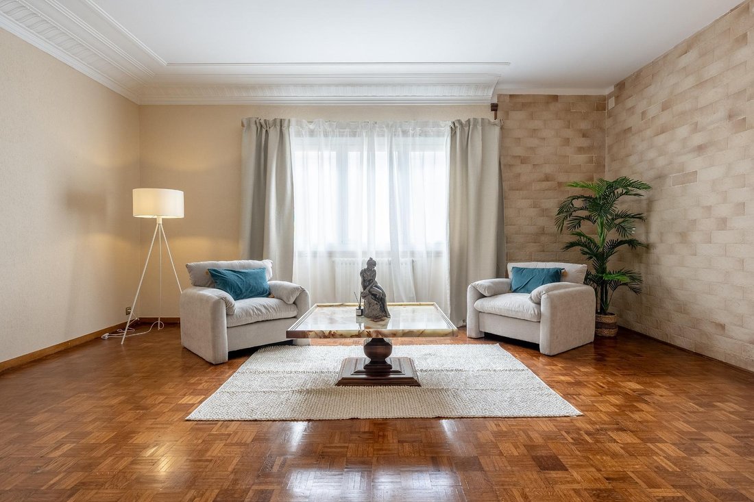 Appartement à Eixample, Barcelone, Espagne 2 - 18815617