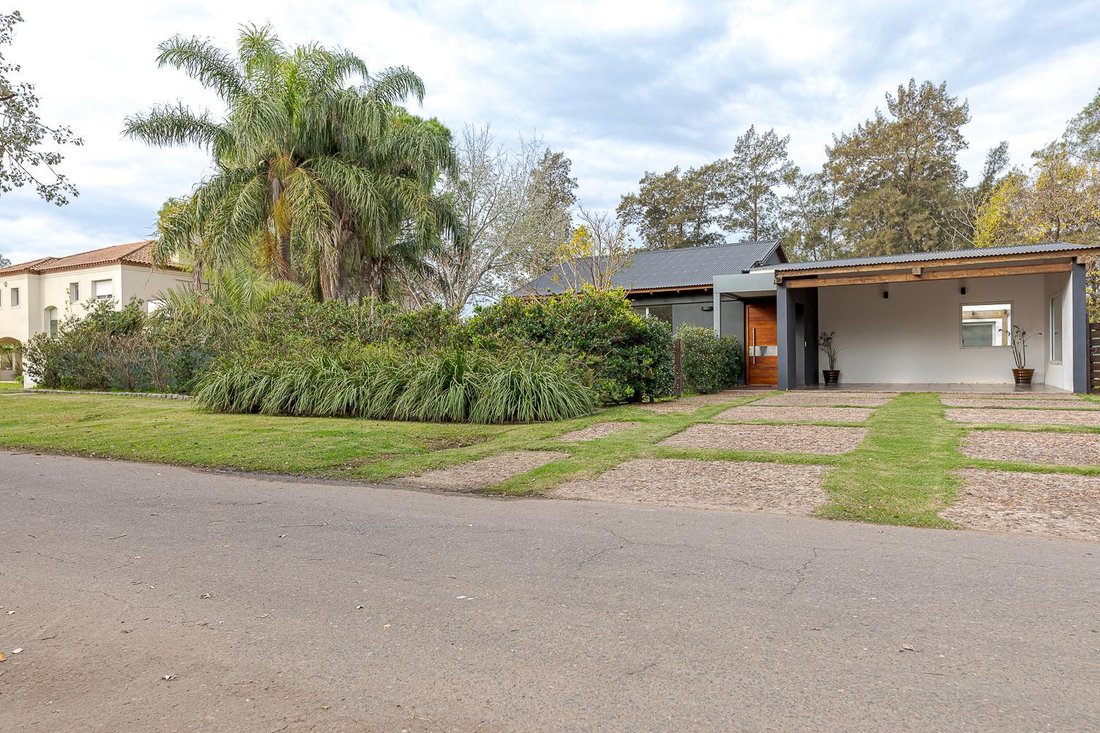 House in Rosario, Santa Fe Province, Argentina 1 - 18815384