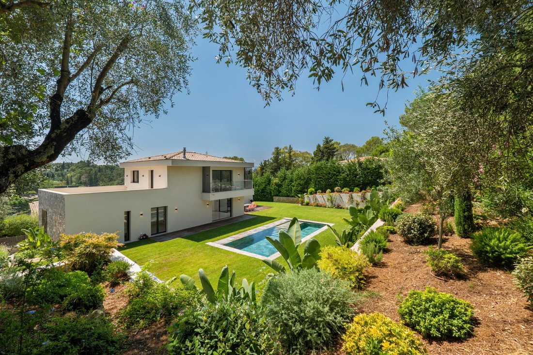 Casa en Mougins, Provenza-Alpes-Costa Azul, Francia 1 - 18812009