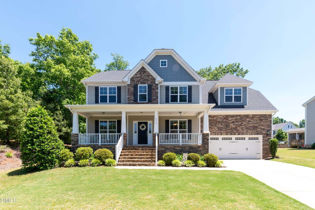 Casa en Holly Springs, Carolina del Norte, Estados Unidos 1 - 18811435