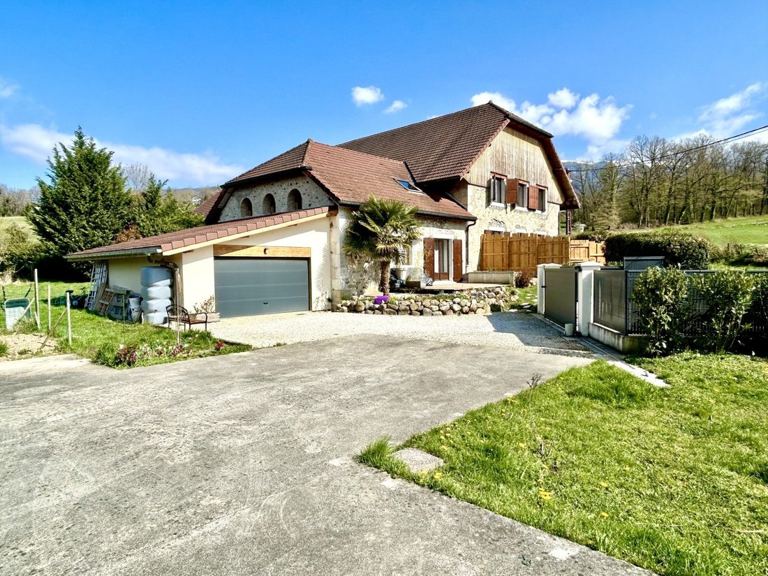 Haus in Alby-sur-Chéran, Auvergne-Rhone-Alpen, Frankreich 1 - 18813084