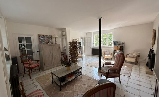 Villa à Jouars-Pontchartrain, Île-de-France, France 1