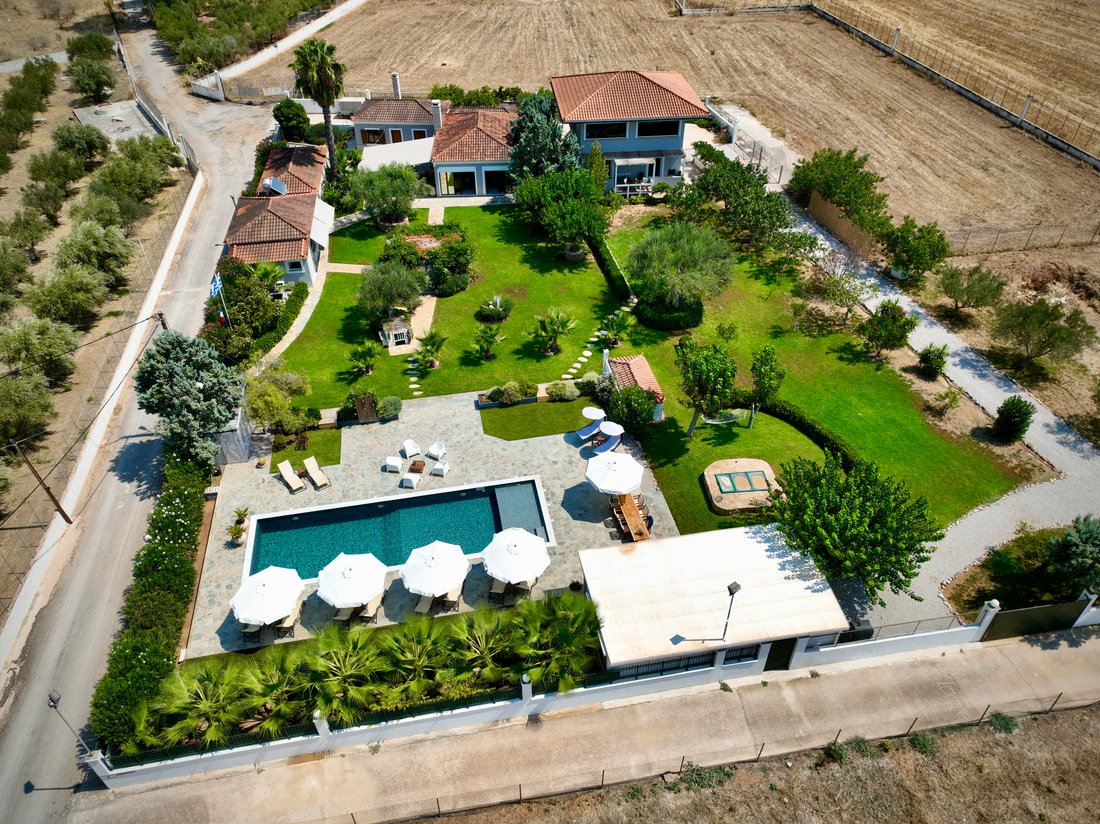Villa in Koinotita Koilados, Kranidi, Greece 1 - 17408083
