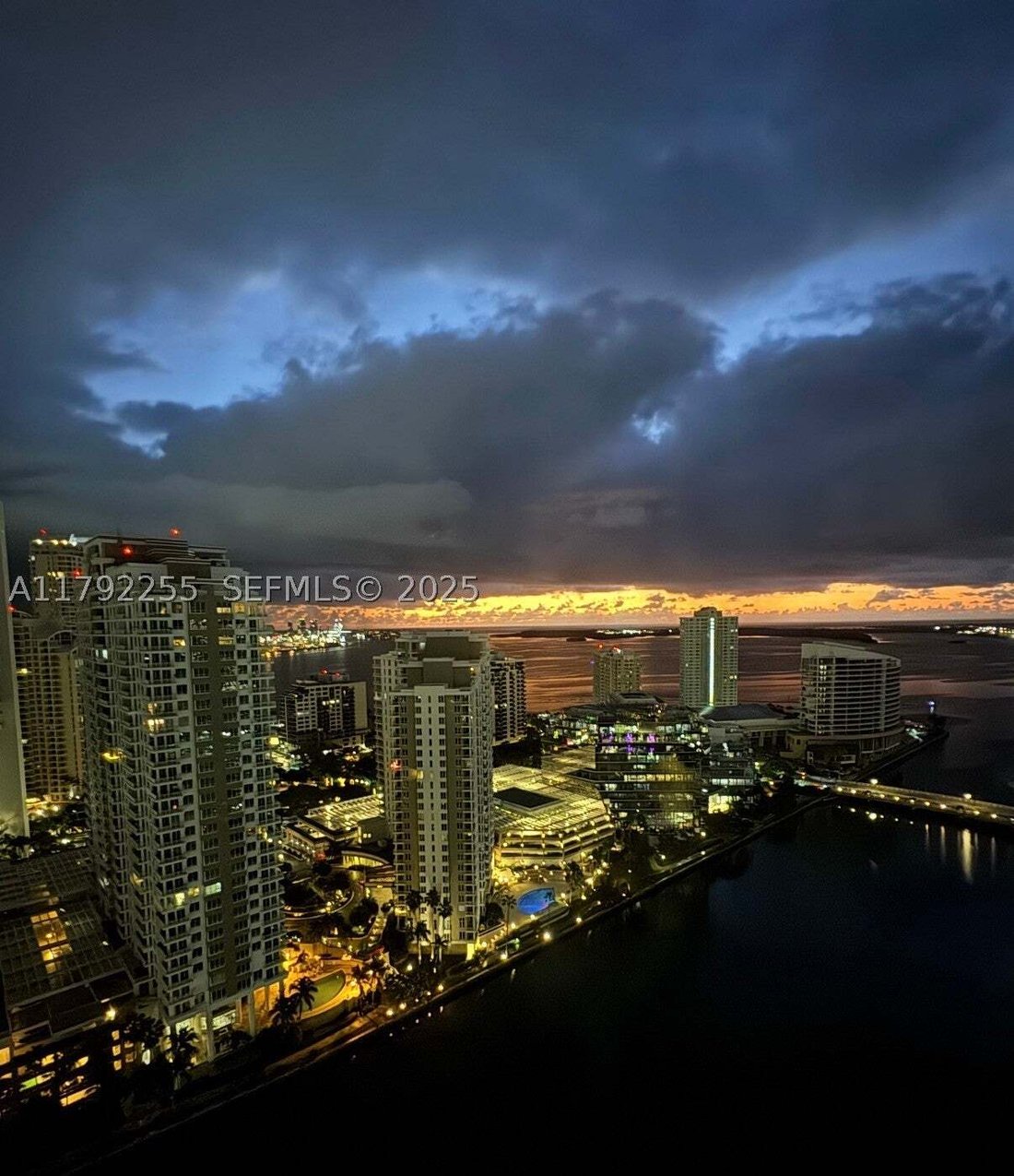 Appartement à Miami, Floride, États-Unis 1 - 17042049