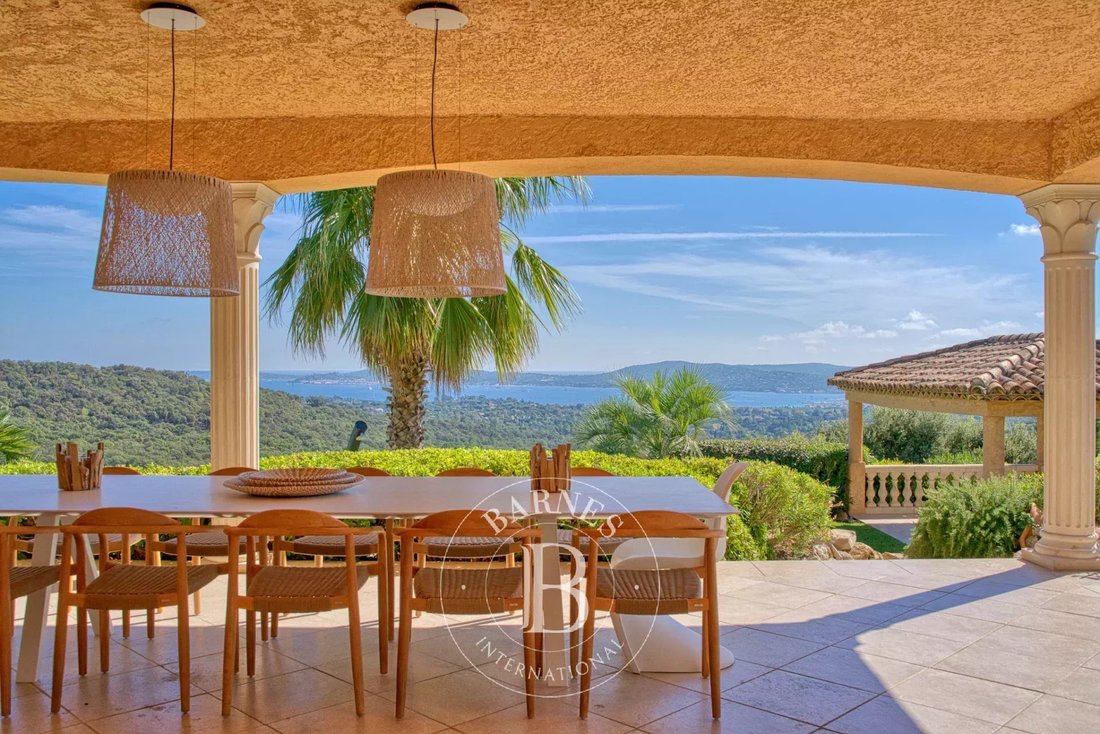 Villa en Grimaud, Provenza-Alpes-Costa Azul, Francia 1 - 12146621