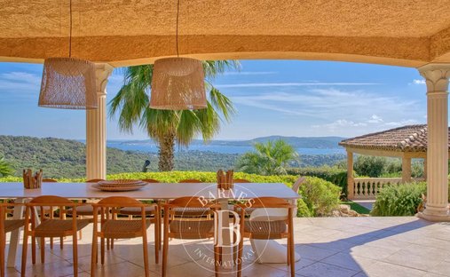 Villa à Grimaud, Provence-Alpes-Côte d'Azur, France 1