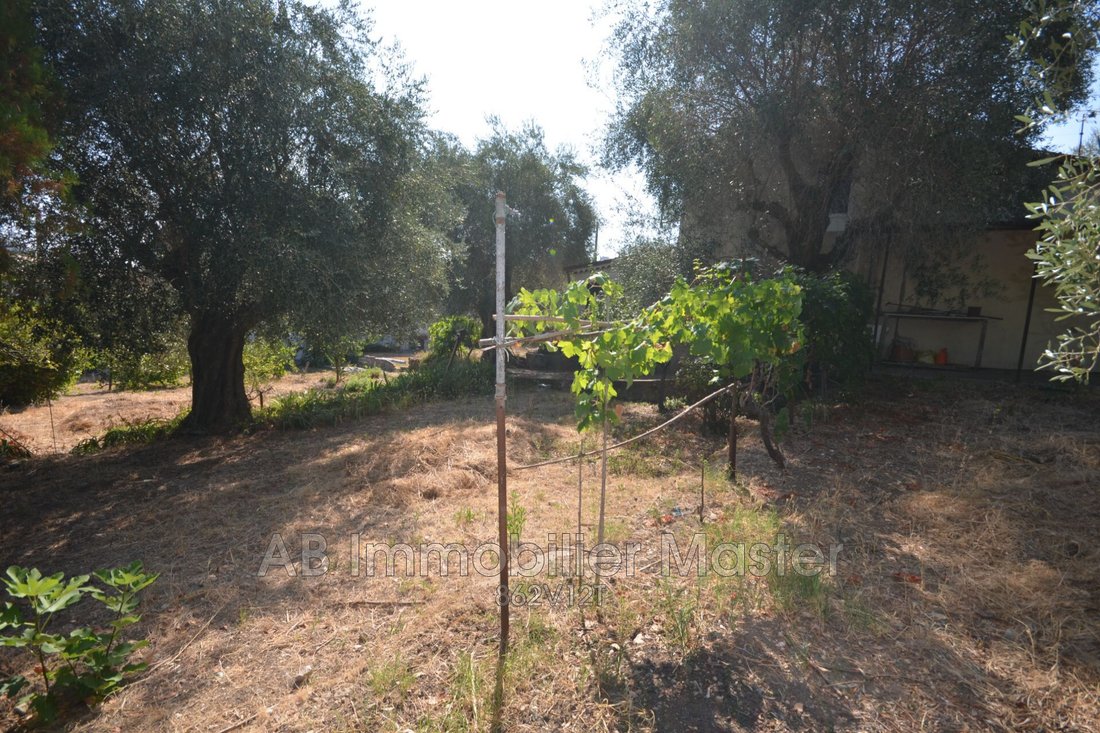 Terreno a Centre, Vallauris, Francia 1 - 18812486
